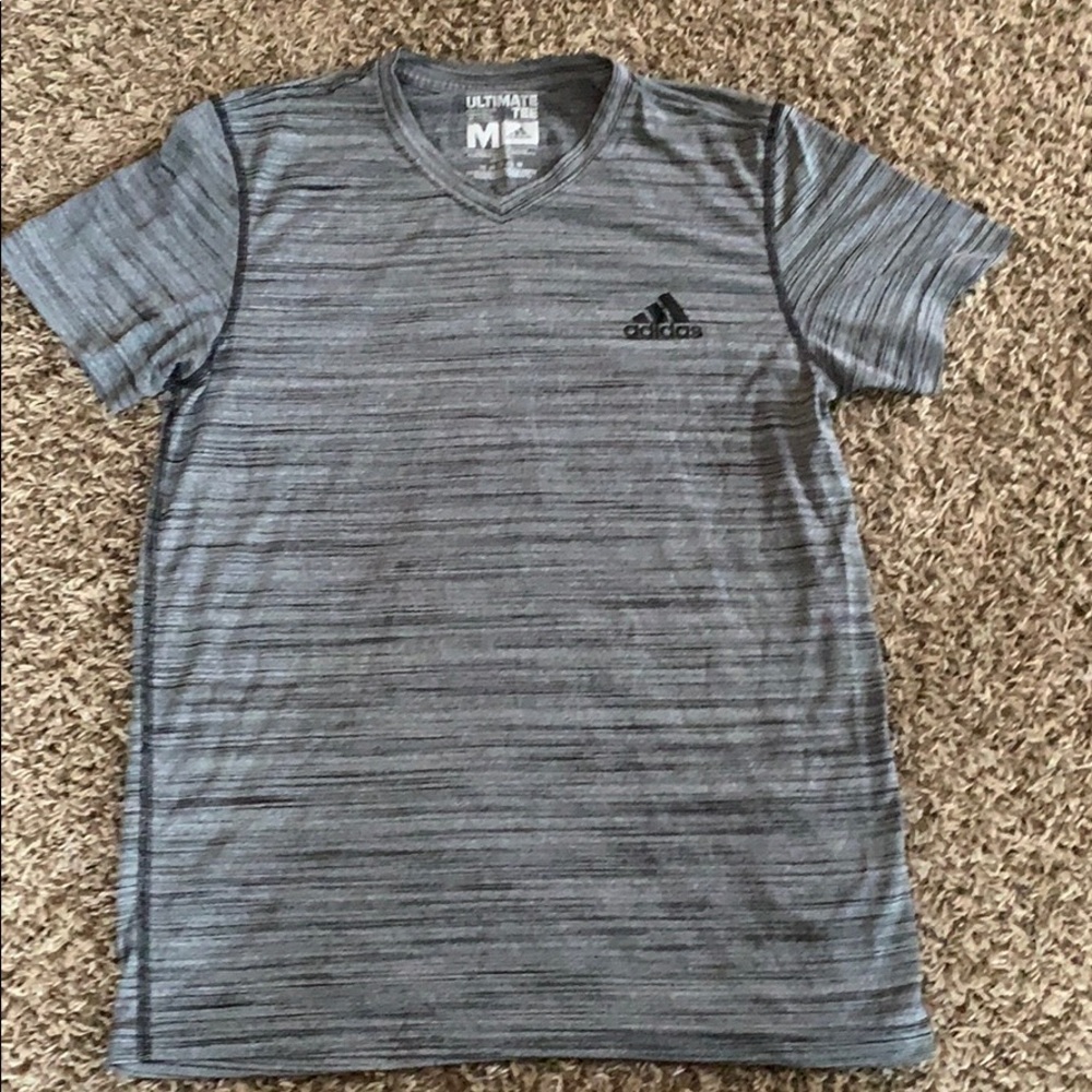 Adidas tee